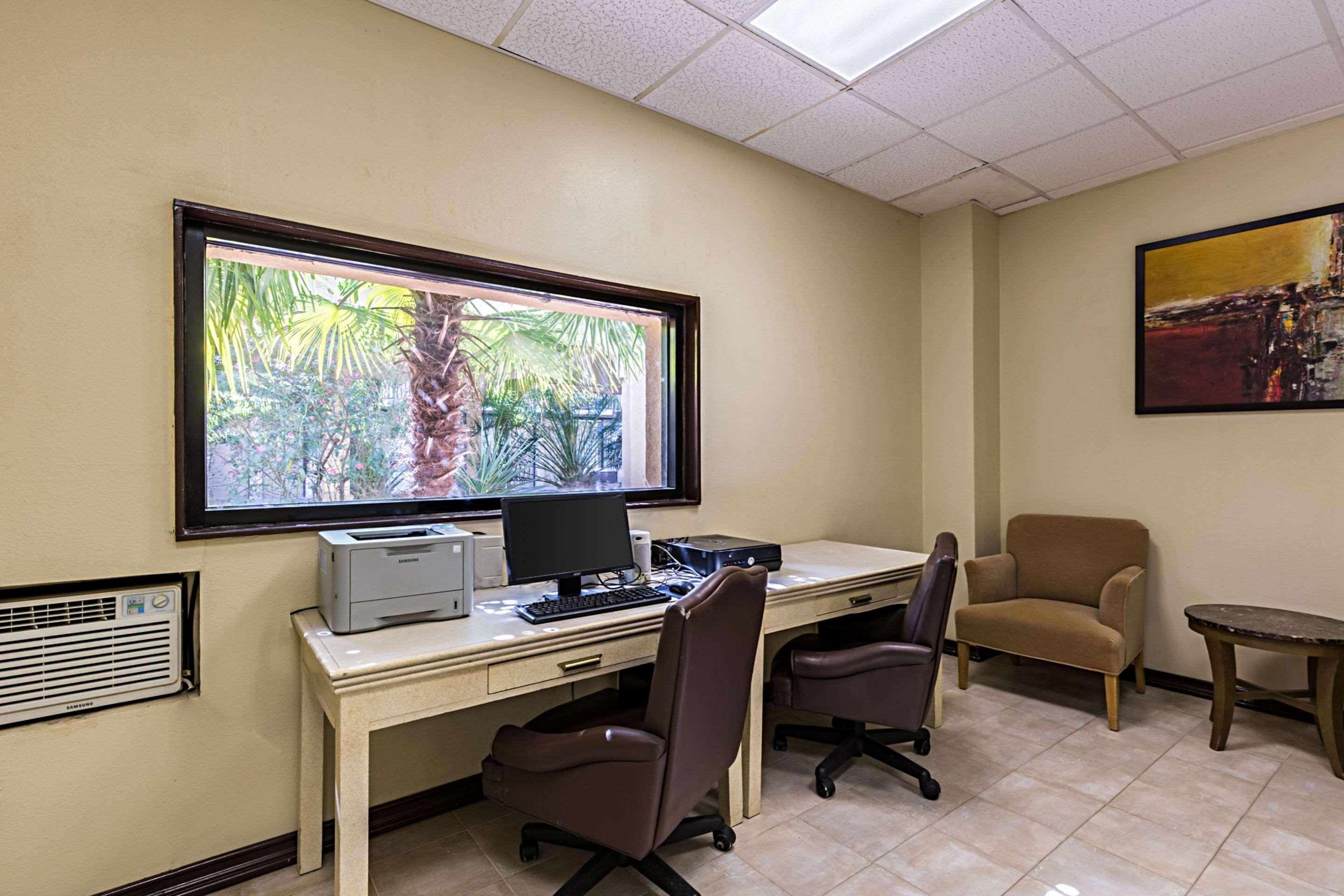 Econo Lodge Baytown Exteriör bild