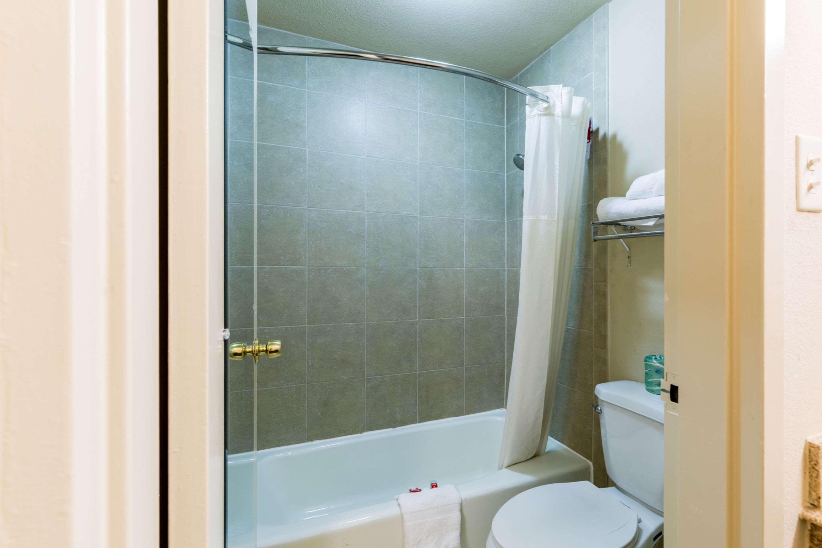 Econo Lodge Baytown Exteriör bild